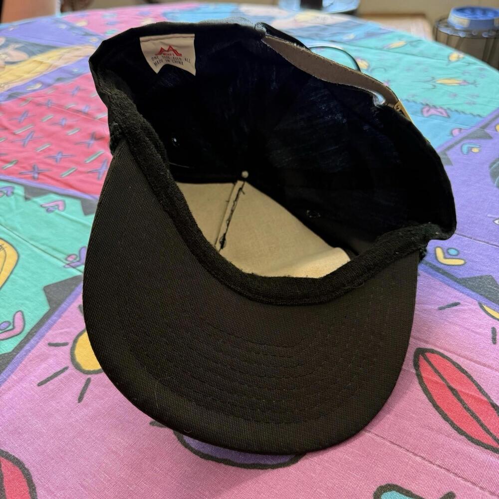 Vintage 70s/80s RARE Black Metropolis Home Of Superman Strap Back Hat OSFA - Picture 3 of 4